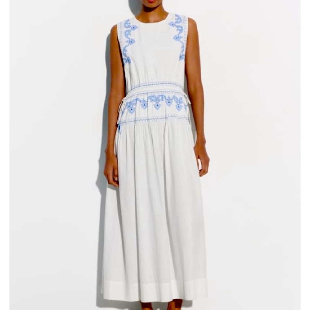 ZARA EMBROIDERED MIDI DRESS WHITE AND BLUE M NWT